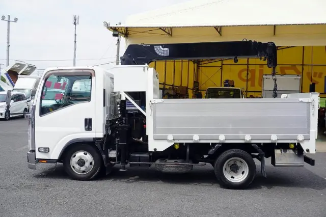 いすゞ エルフ TKG-NMS85AN(2WD)の写真3