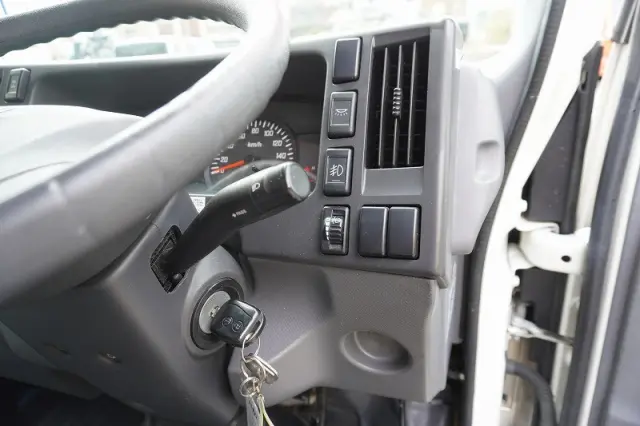 いすゞ エルフ TKG-NMS85AN(2WD)の写真40