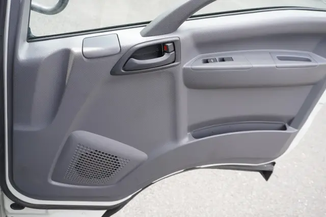 いすゞ エルフ TKG-NMS85AN(2WD)の写真41