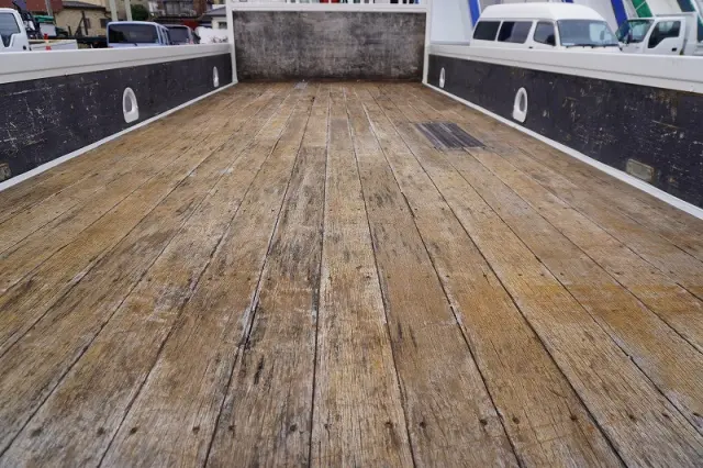 日野 レンジャー 2KG-FC2ABA(2WD)の写真17