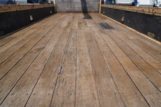 日野 レンジャー 2KG-FC2ABA(2WD)の写真18