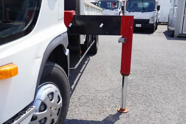 日野 レンジャー 2KG-FC2ABA(2WD)の写真27