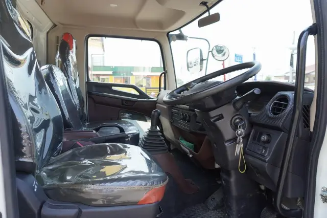 日野 レンジャー 2KG-FC2ABA(2WD)の写真39