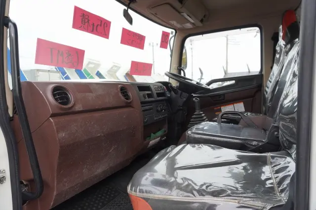 日野 レンジャー 2KG-FC2ABA(2WD)の写真40