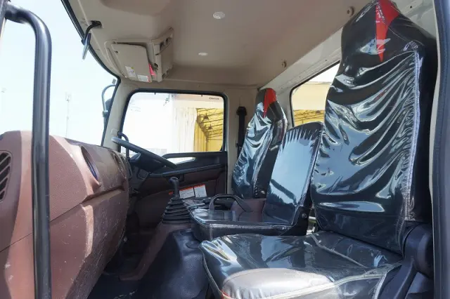 日野 レンジャー 2KG-FC2ABA(2WD)の写真41