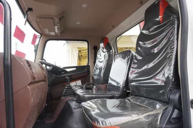 日野 レンジャー 2KG-FC2ABA(2WD)の写真41