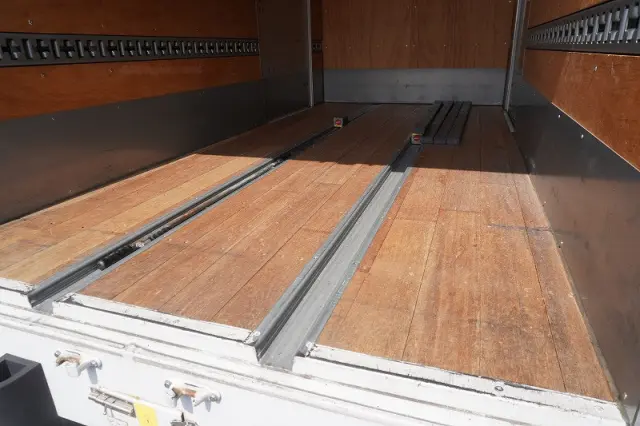 日野 デュトロ TKG-XZU605M(2WD)の写真23