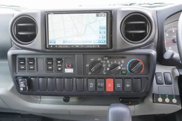 日野 デュトロ TKG-XZU605M(2WD)の写真30