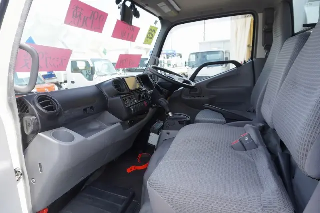 日野 デュトロ TKG-XZU605M(2WD)の写真37