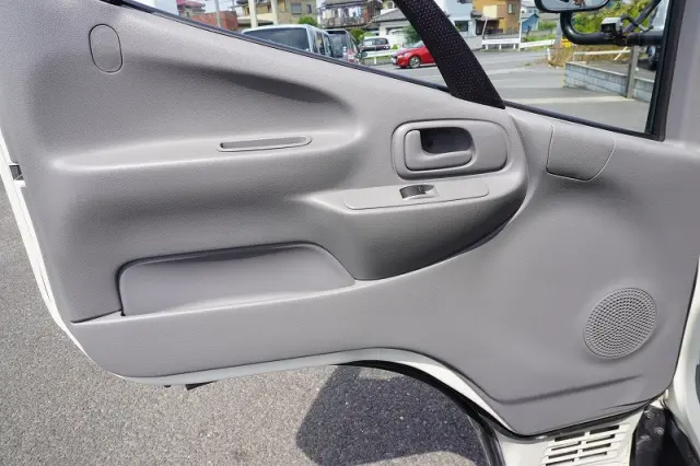 日野 デュトロ TKG-XZU605M(2WD)の写真39