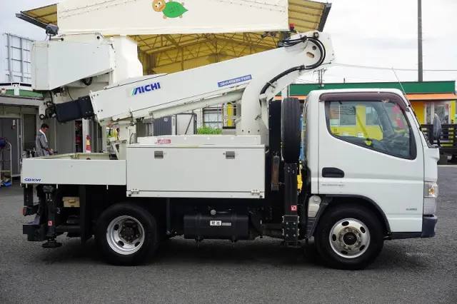 三菱 キャンター TPG-FEA50(2WD)の写真5