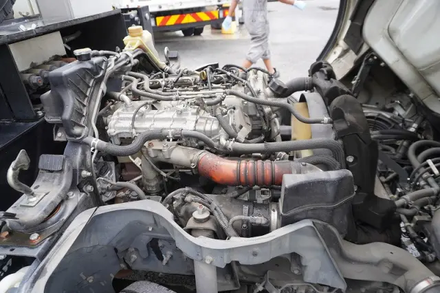 三菱 キャンター TPG-FEA50(2WD)の写真15