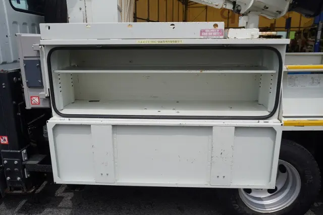 三菱 キャンター TPG-FEA50(2WD)の写真18
