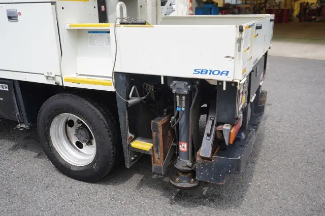 三菱 キャンター TPG-FEA50(2WD)の写真19