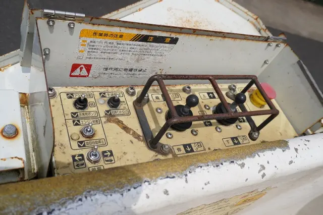 三菱 キャンター TPG-FEA50(2WD)の写真29