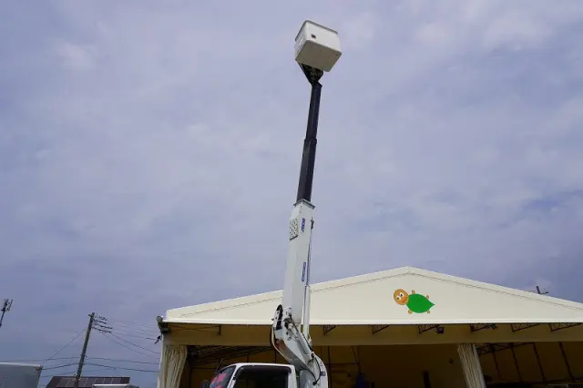 三菱 キャンター TPG-FEA50(2WD)の写真32