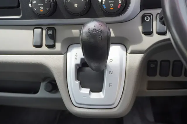 三菱 キャンター TPG-FEA50(2WD)の写真36