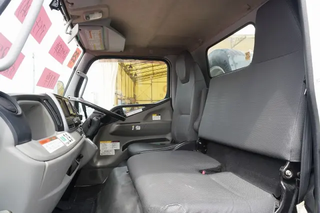 三菱 キャンター TPG-FEA50(2WD)の写真44