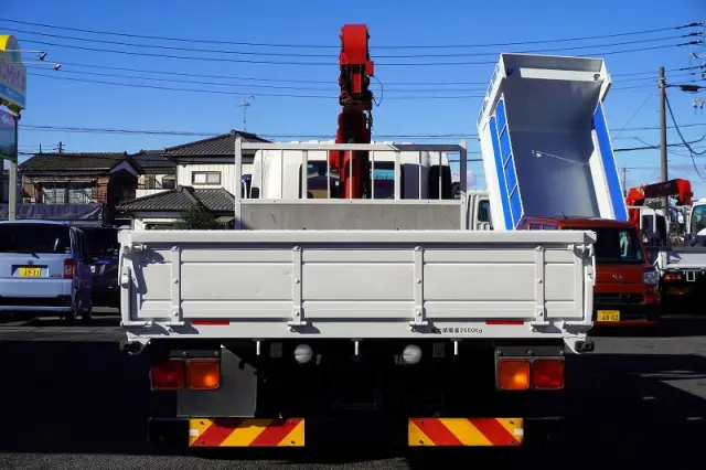 いすゞ フォワード 2PG-FRR90S1(2WD)の写真4