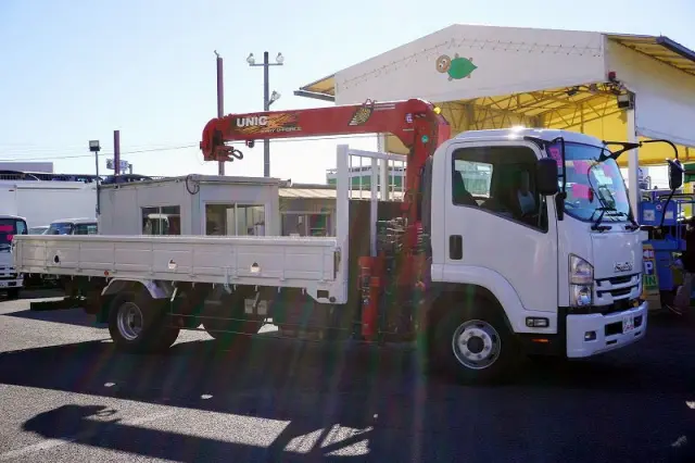 いすゞ フォワード 2PG-FRR90S1(2WD)の写真6