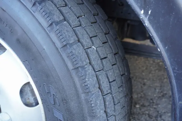 いすゞ フォワード 2PG-FRR90S1(2WD)の写真9