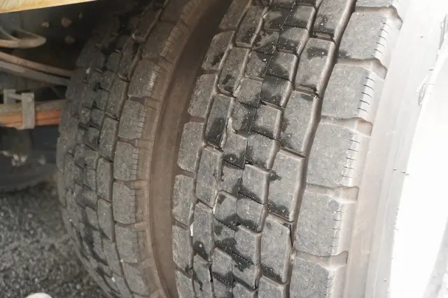 いすゞ フォワード 2PG-FRR90S1(2WD)の写真10