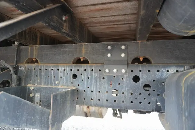 いすゞ フォワード 2PG-FRR90S1(2WD)の写真12