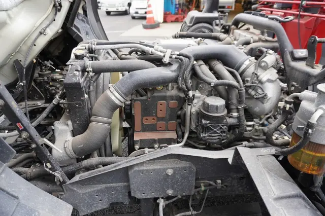 いすゞ フォワード 2PG-FRR90S1(2WD)の写真14