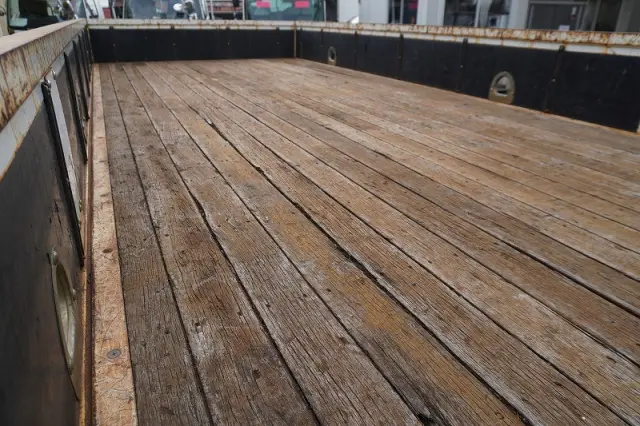 いすゞ フォワード 2PG-FRR90S1(2WD)の写真21