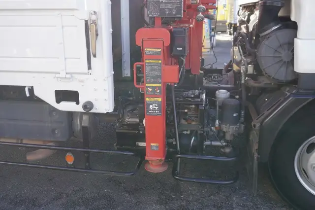 いすゞ フォワード 2PG-FRR90S1(2WD)の写真23