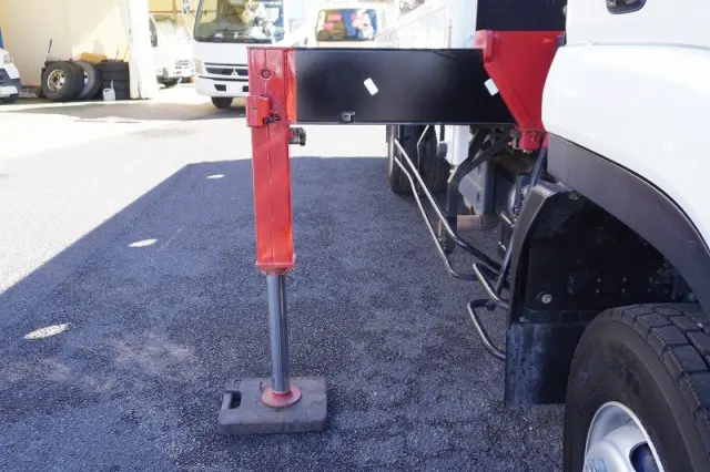 いすゞ フォワード 2PG-FRR90S1(2WD)の写真25