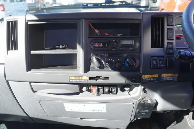 いすゞ フォワード 2PG-FRR90S1(2WD)の写真34