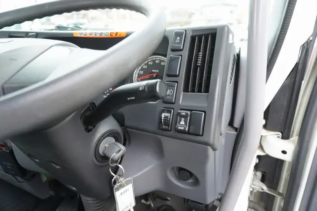 いすゞ フォワード 2PG-FRR90S1(2WD)の写真36