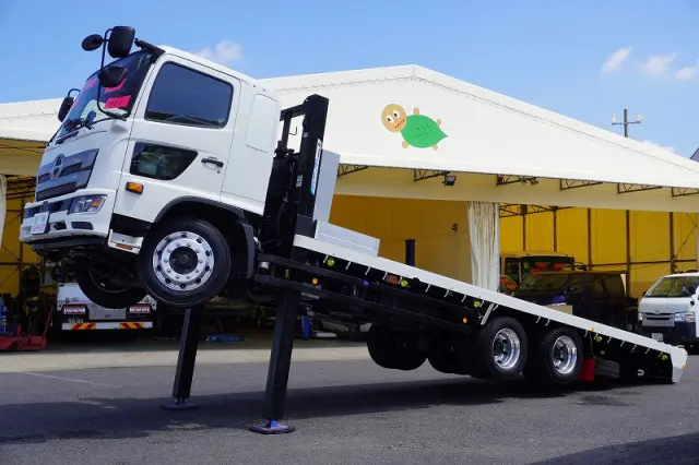 日野 レンジャー 2KG-GK2ABA(6x4)の写真15