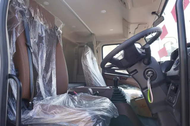 日野 レンジャー 2KG-GK2ABA(6x4)の写真43