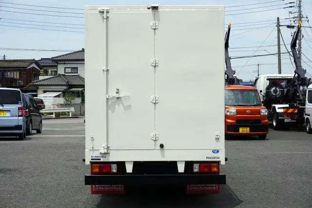 トヨタ ダイナ 2RG-XZU645(2WD)の写真4
