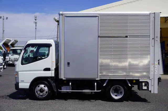 三菱 キャンター TPG-FEA50(2WD)の写真3