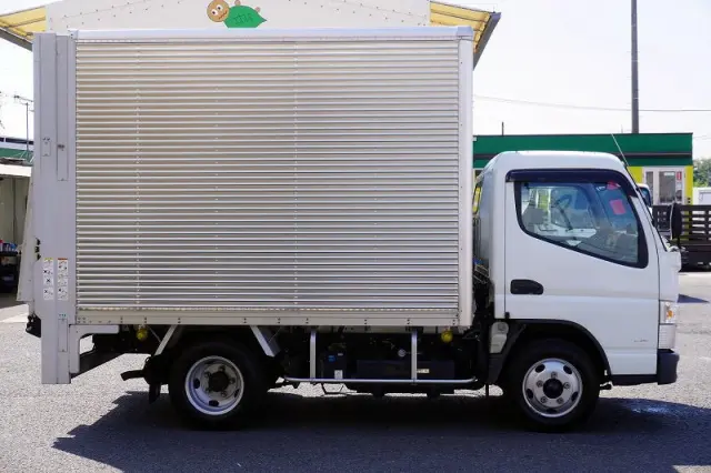 三菱 キャンター TPG-FEA50(2WD)の写真5