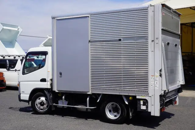 三菱 キャンター TPG-FEA50(2WD)の写真7