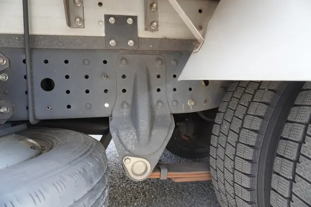 三菱 キャンター TPG-FEA50(2WD)の写真12