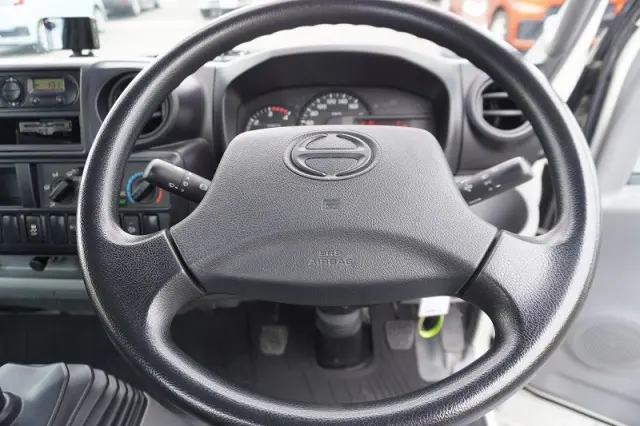 日野 デュトロ TKG-XZU605M(2WD)の写真23