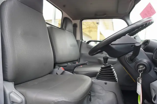 日野 デュトロ TKG-XZU605M(2WD)の写真29