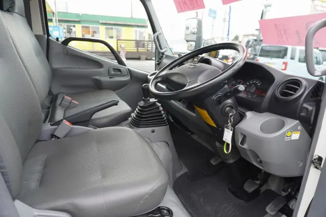日野 デュトロ TKG-XZU605M(2WD)の写真30