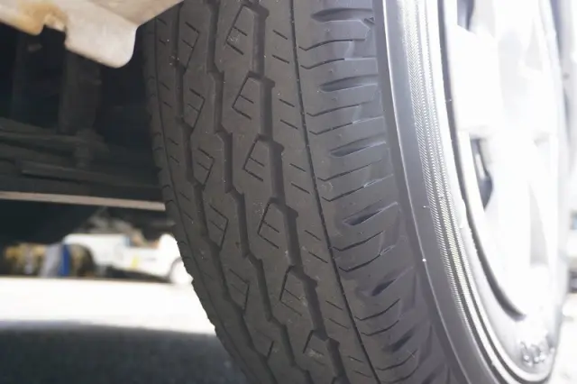 トヨタ ハイエースバン CBF-TRH200V(2WD)の写真11