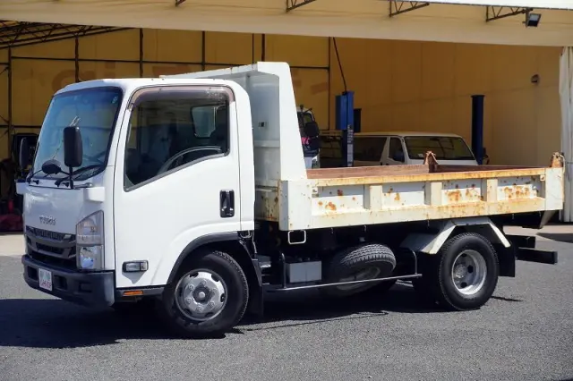いすゞ エルフ TKG-NPR85YN(2WD)の写真1