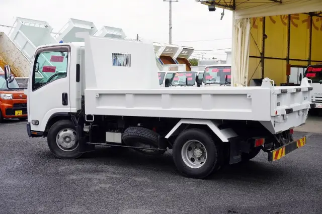 いすゞ エルフ TKG-NPR85YN(2WD)の写真7