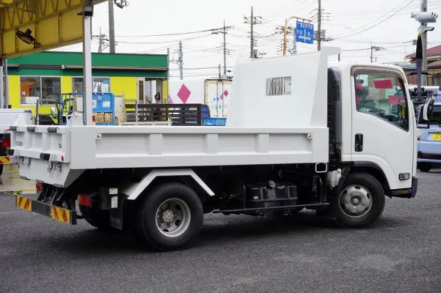いすゞ エルフ TKG-NPR85YN(2WD)の写真8
