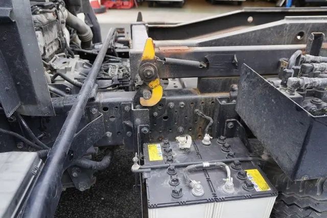 いすゞ エルフ TKG-NPR85YN(2WD)の写真13