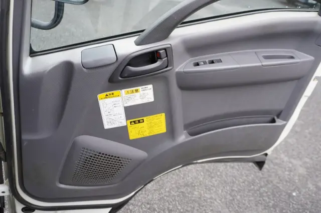 いすゞ エルフ TKG-NPR85YN(2WD)の写真35