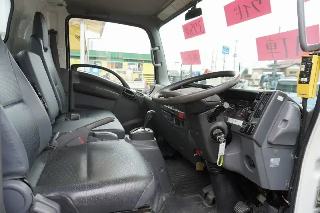 いすゞ エルフ TKG-NPR85YN(2WD)の写真37
